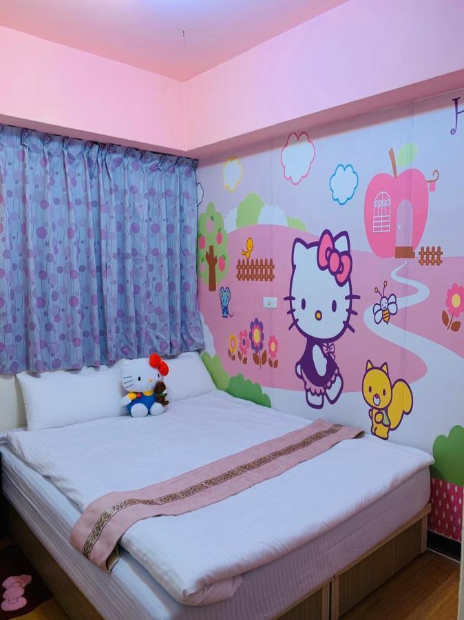 타이중 Feng Jia Kitty House 아파트 외부 사진